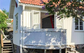 Gorgeous Home In Käringön With House Sea View